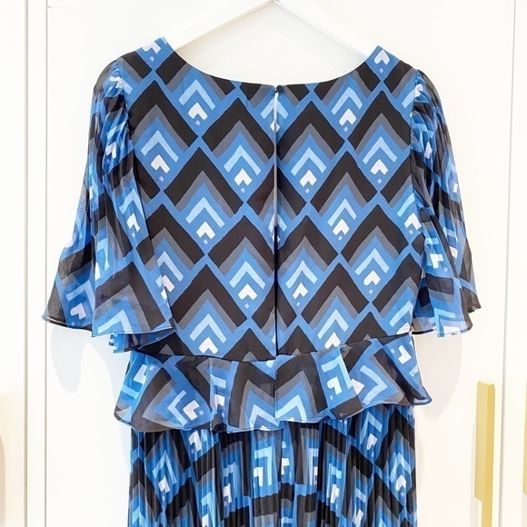 BNWT Club Monaco Gostanzah Geo Print Dress - Picture 11 of 12